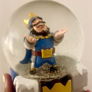 Supercell Clash Royale King Snow Globe